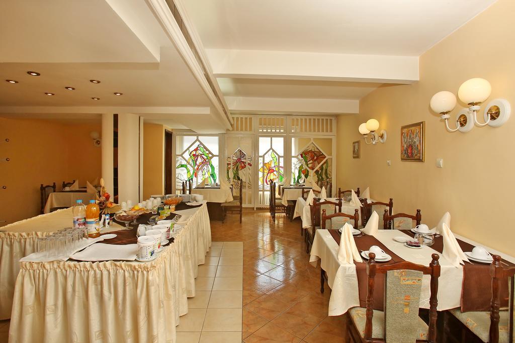 Hotel Splendid Ruse Extérieur photo